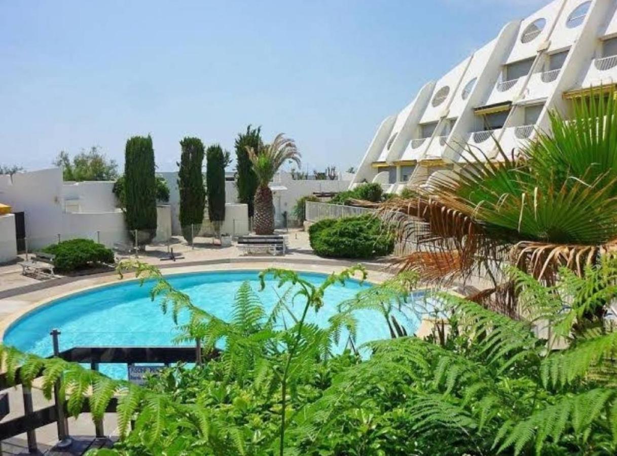 Le Soupir Des Palmiers. Ideal Couple, Piscine, Mer La Grande Motte Exteriér fotografie